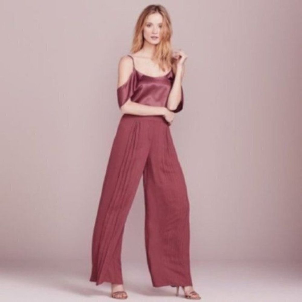 LC Lauren Conrad Womens Red Cold Shoulder Flutter Sleeve Silky Blouse Sz L New - Picture 2 of 9